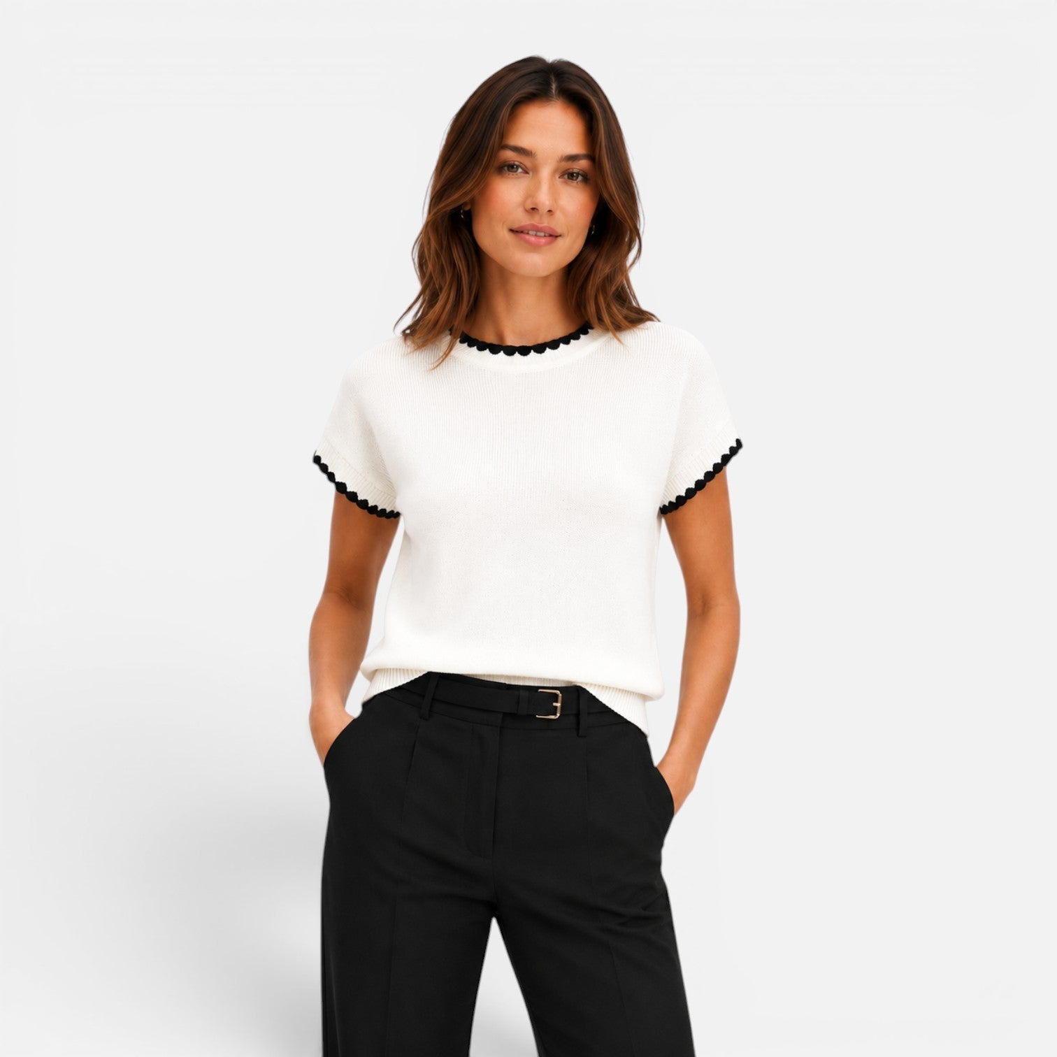 Women's Contrast Trim Knit Top Short Sleeve Relaxed Fit