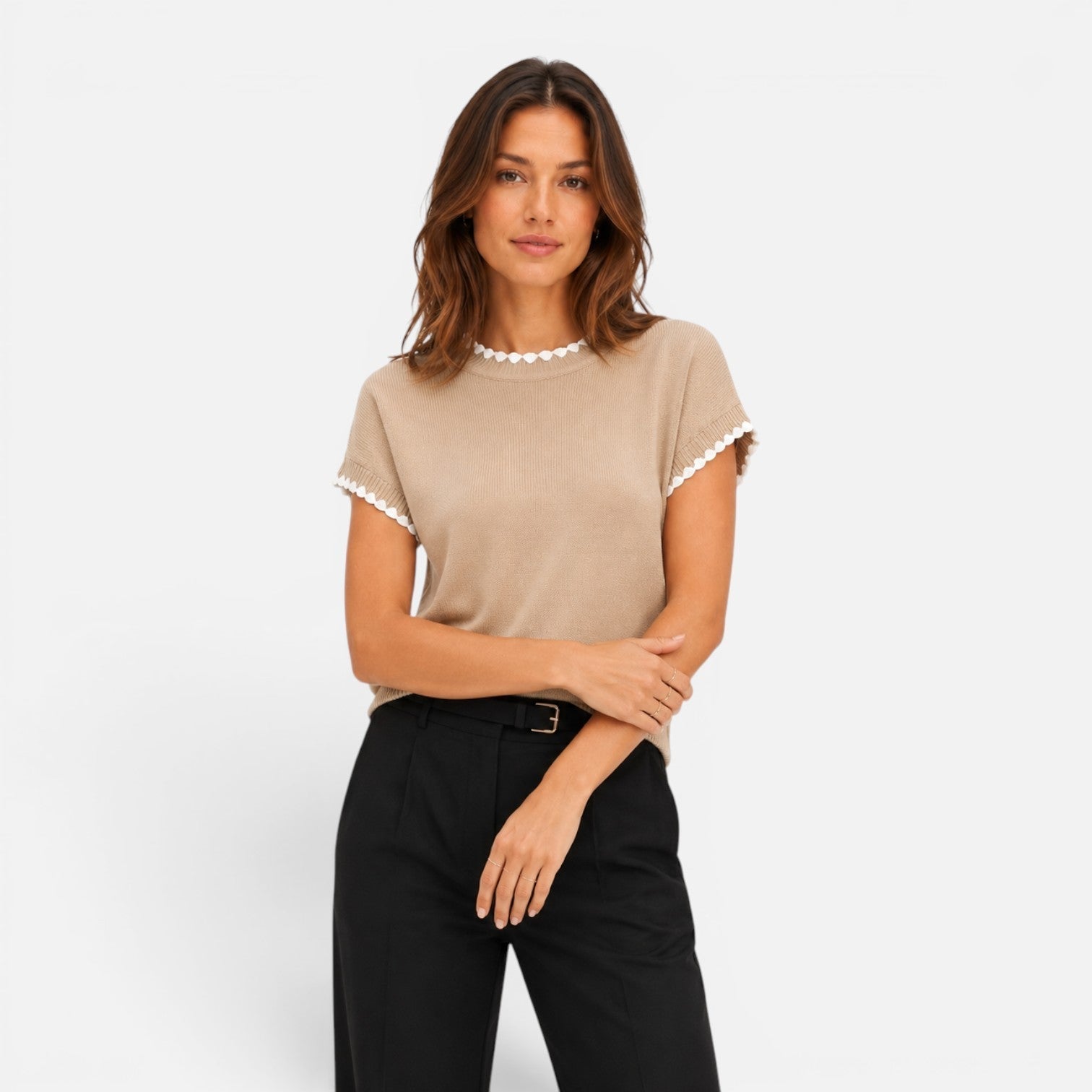 Women's Contrast Trim Knit Top Short Sleeve Relaxed Fit